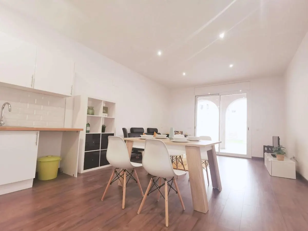 Casa Kimo Platja Apartment Vilanova i la Geltru