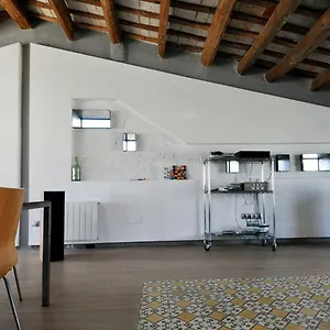 En El Centro Apartment